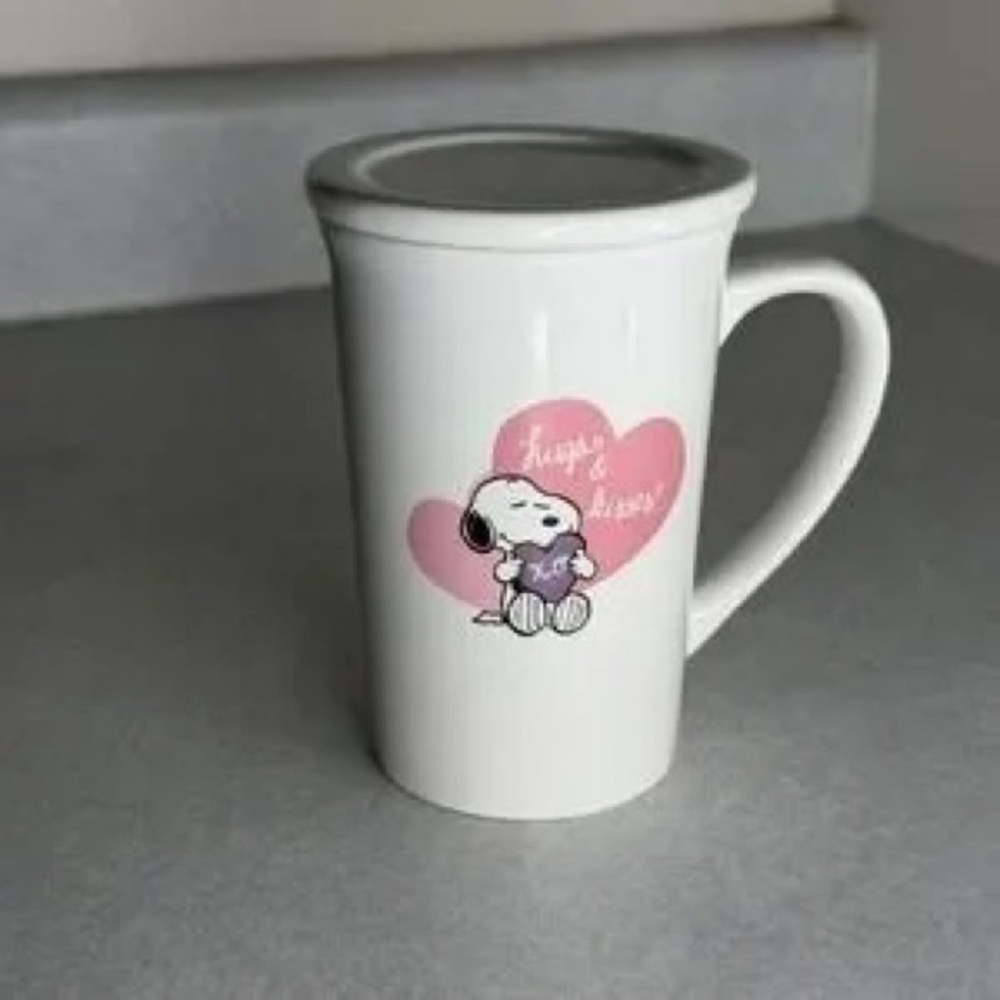 Peanuts White Ceramic Mug with Pink Heart and Snoopy
